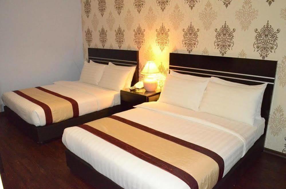 Bluebell Hotel Skudai Zewnętrze zdjęcie